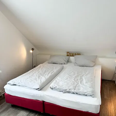 Apartment Haus Blanker Hans 10 *